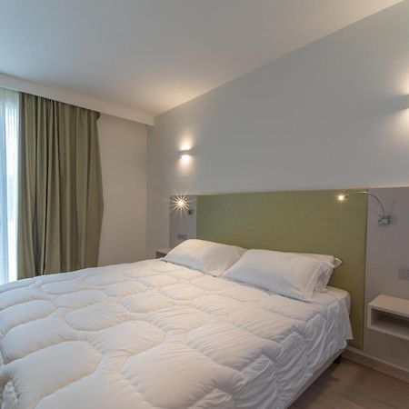 Hotel Stele Di Nora Pula Kültér fotó
