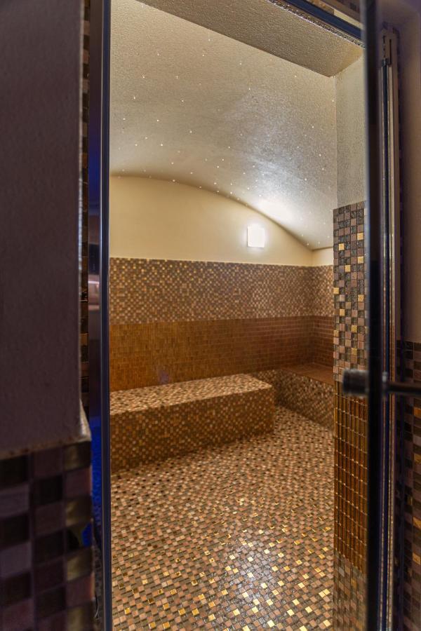 Hotel Stele Di Nora Pula Kültér fotó